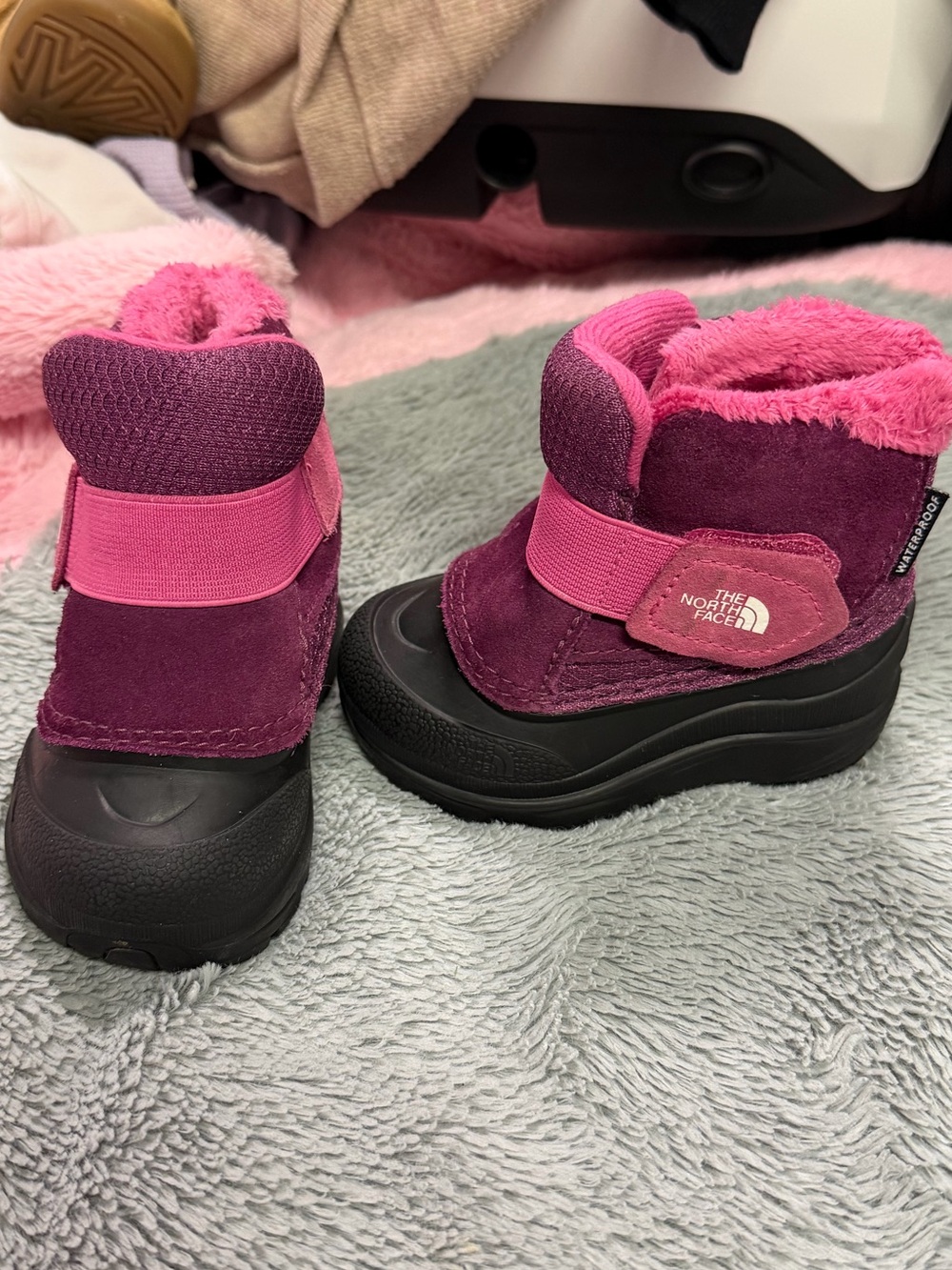 The North Face Girls' Pink & Purple Insulated Snow Boots